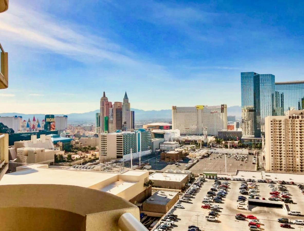 Strip View Balcony Suites - No Fee ! Apartamento *