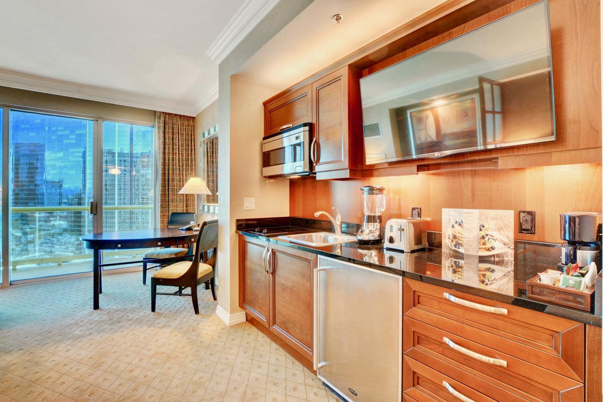 Strip View Balcony Suites - No Fee ! Apartamento Las Vegas