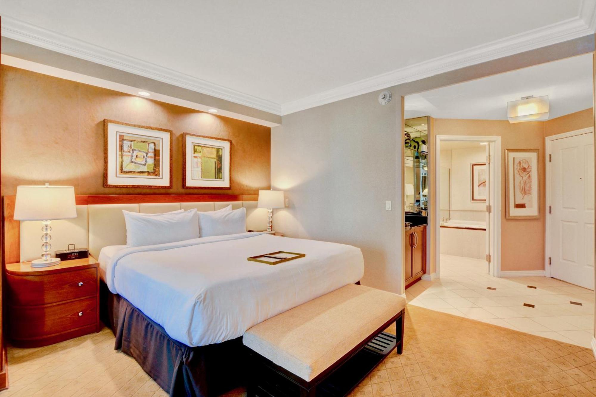 Apartamento Strip View Balcony Suites - No Fee !