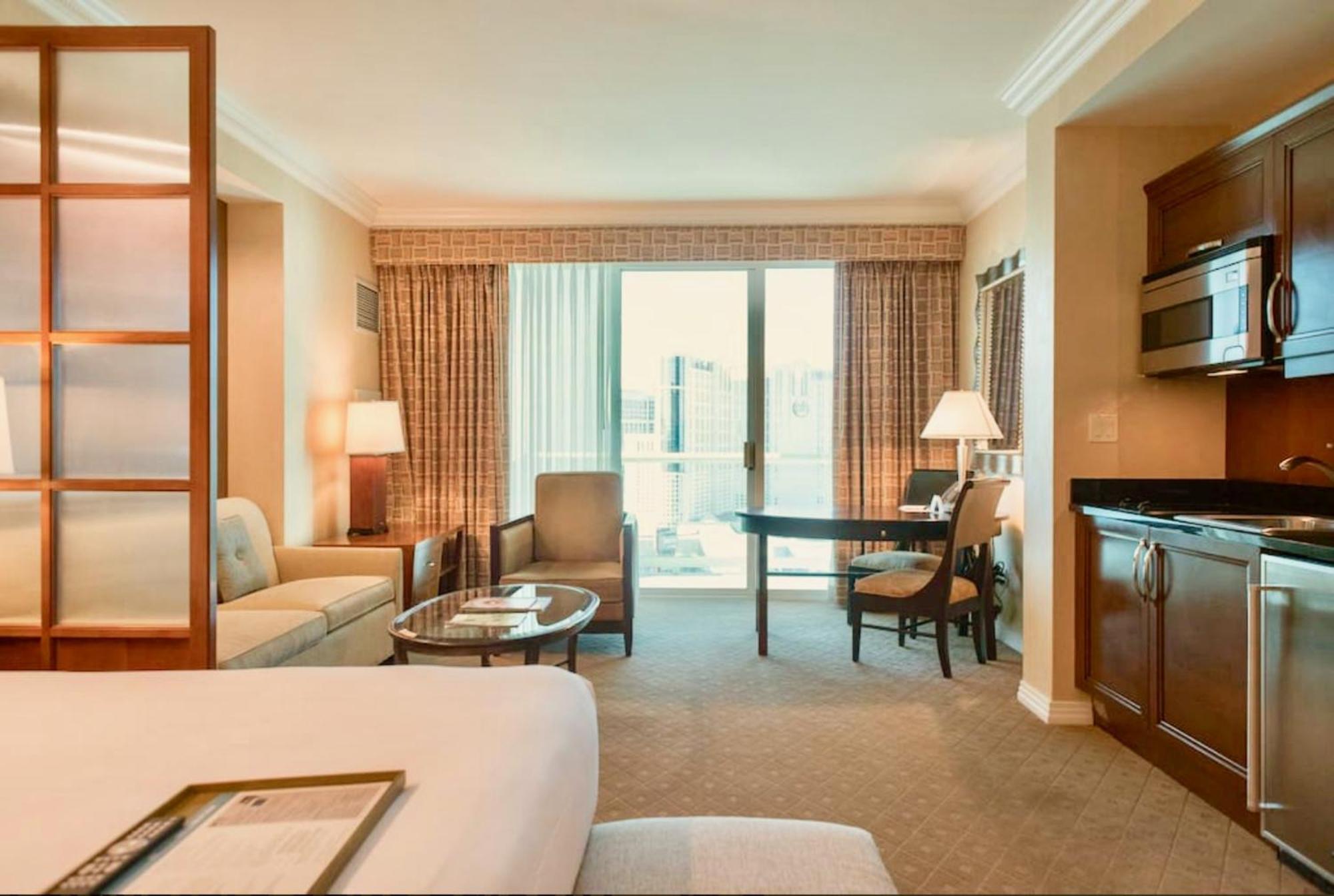 Apartamento Strip View Balcony Suites - No Fee !